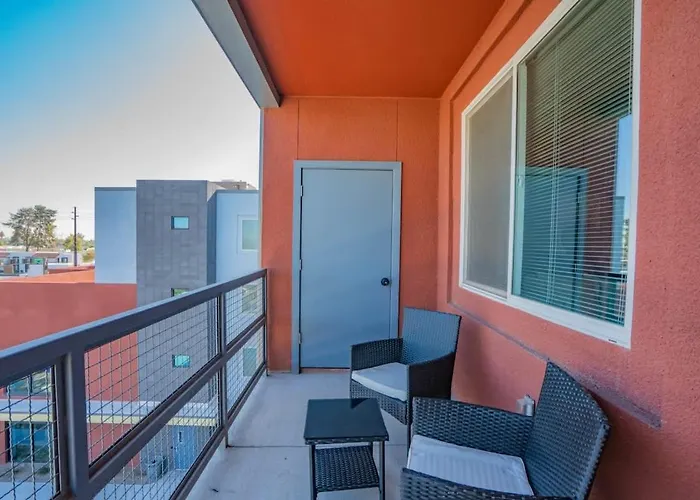 Spacious 1bd - Balcony, Pool, Gym, W-d - Sleeps 4 * Tempe