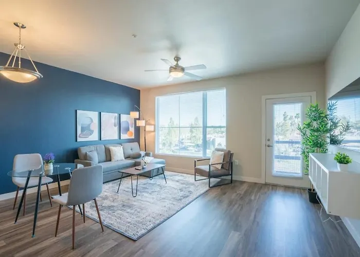Spacious 1bd - Balcony, Pool, Gym, W-d - Sleeps 4 * Tempe